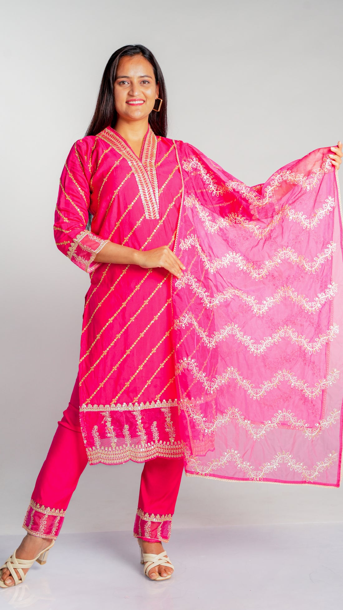 Padmika Suit Set