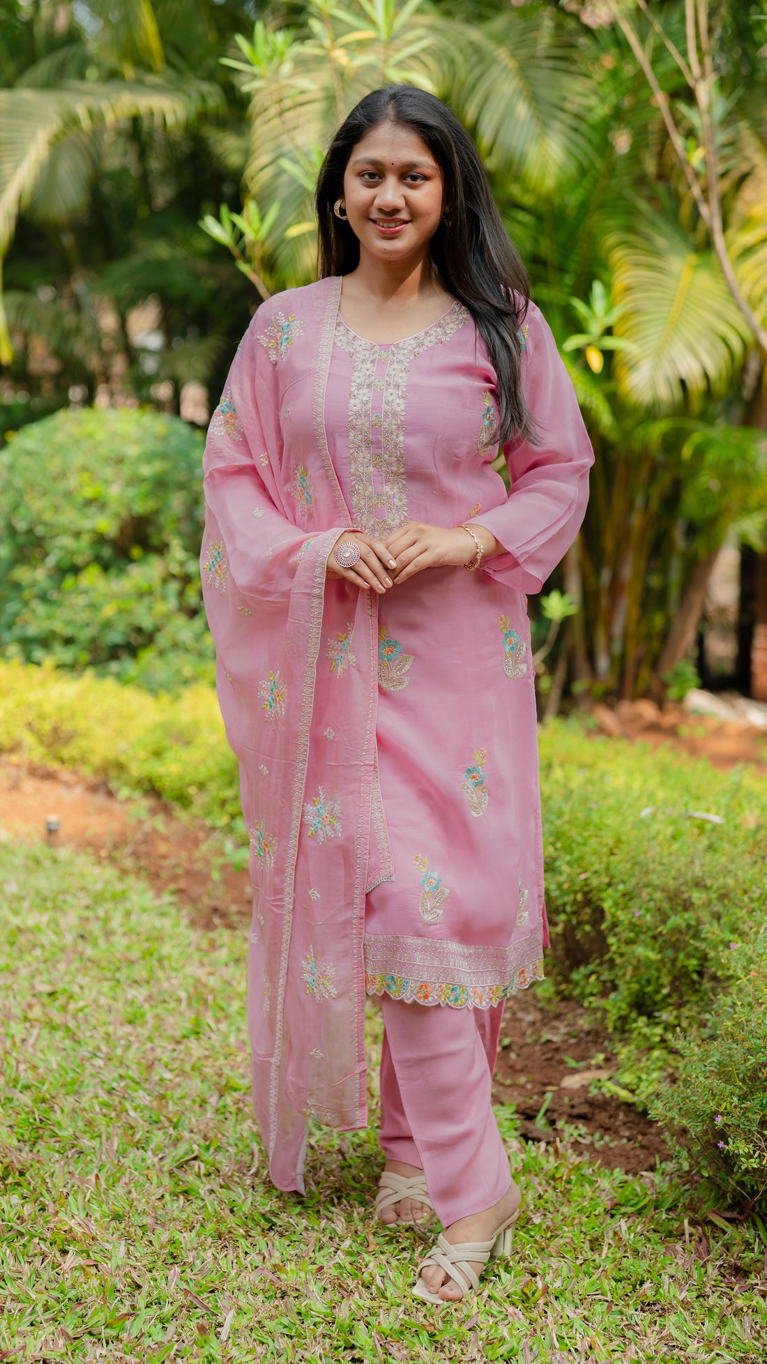 Embroidered Heavy Suit Set