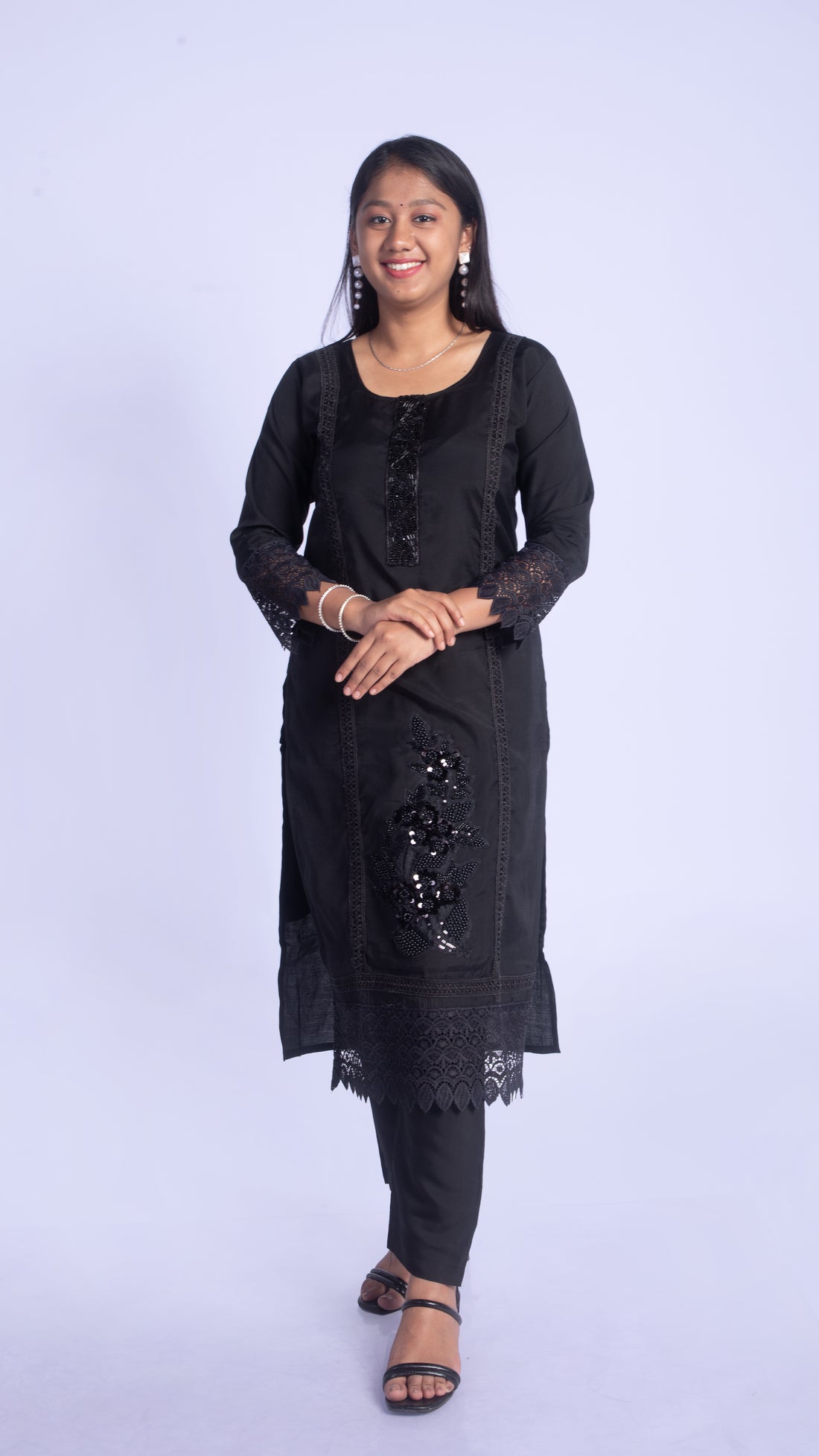 Beads and Lace Work Kurta and Pant with Chiffon Blend Dupatta