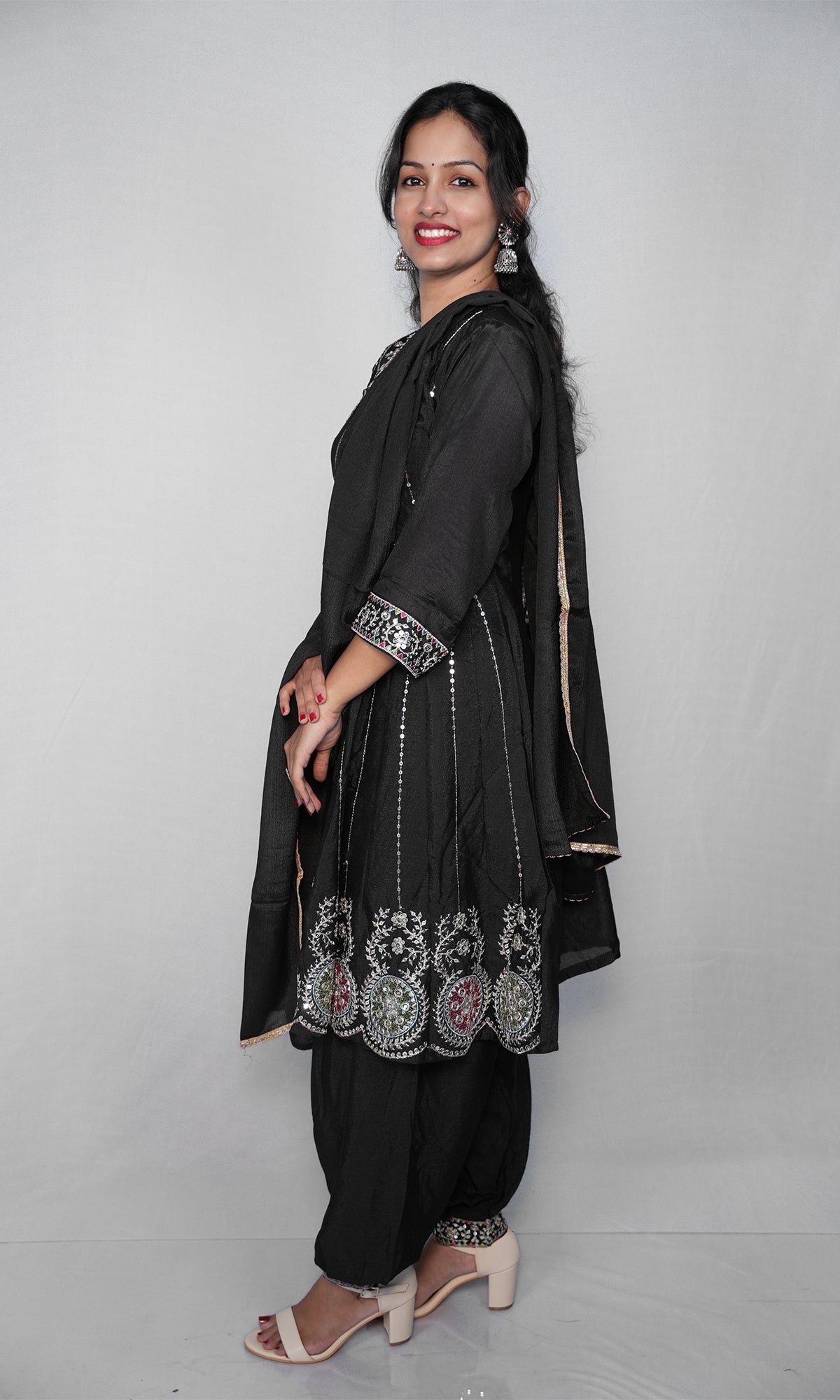 Shinon Silk Suit with Patiala Pant