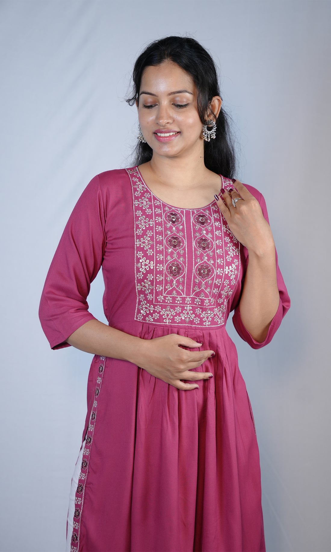 Nyra Cut Reyon Flare Kurti