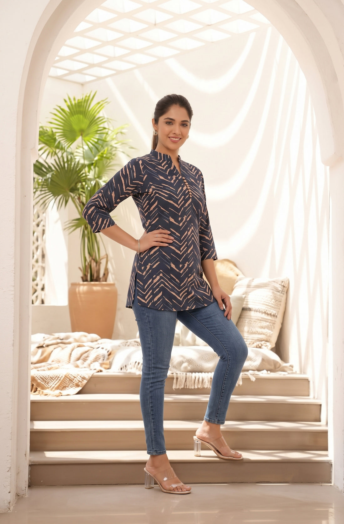 Zigzag Printed Short Kurti Notch Neck 3/4 Sleeves