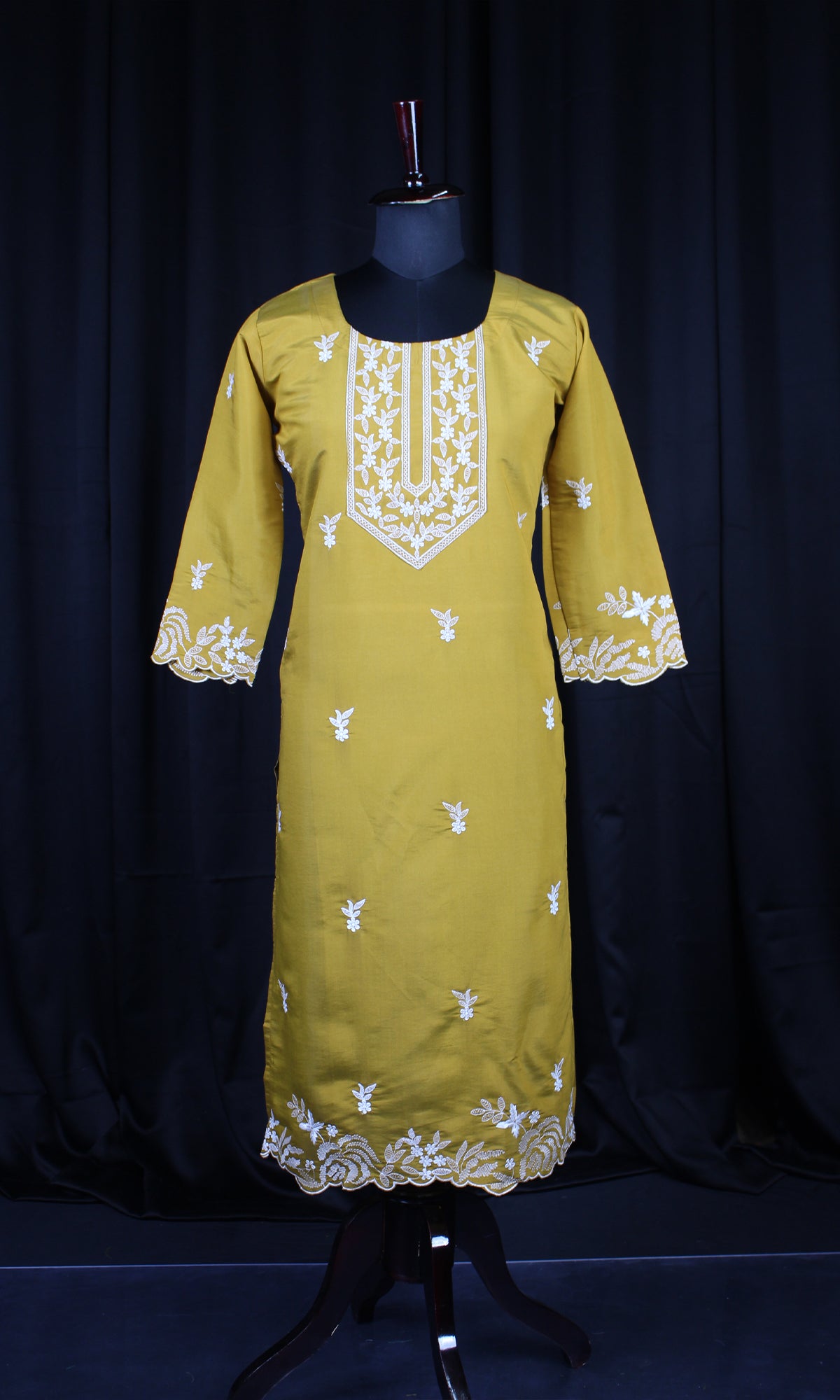 Roman Silk Cut Work Kurti