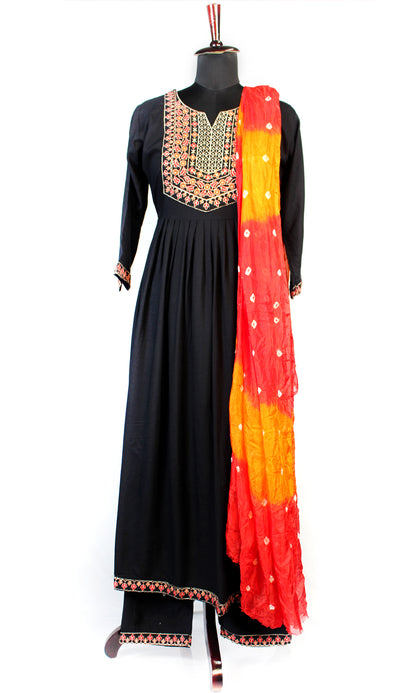 Nyra Style suit with Bandej Dupatta