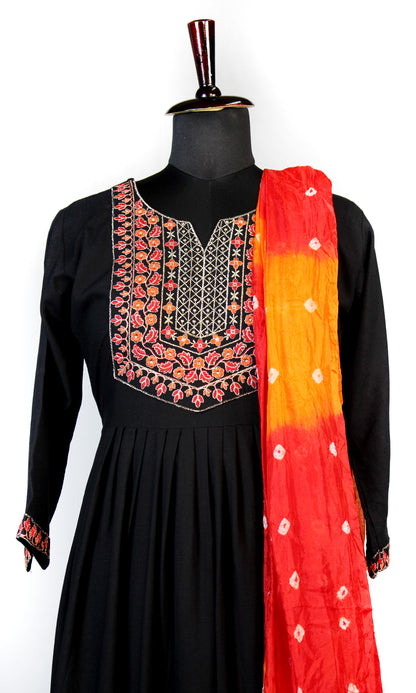 Nyra Style suit with Bandej Dupatta