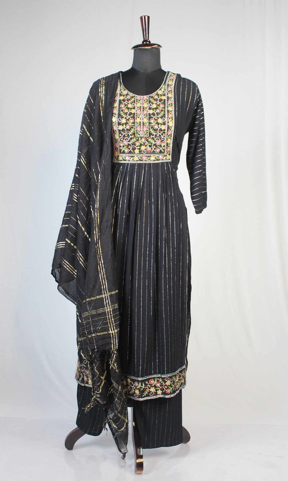 Nyra Cut Flare Kurti and Straight Pant with Dupatta